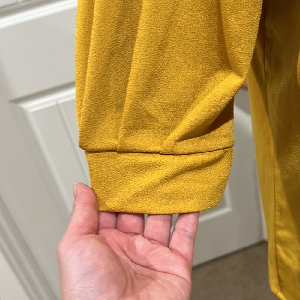 H&M blouse - Picture 4 of 5